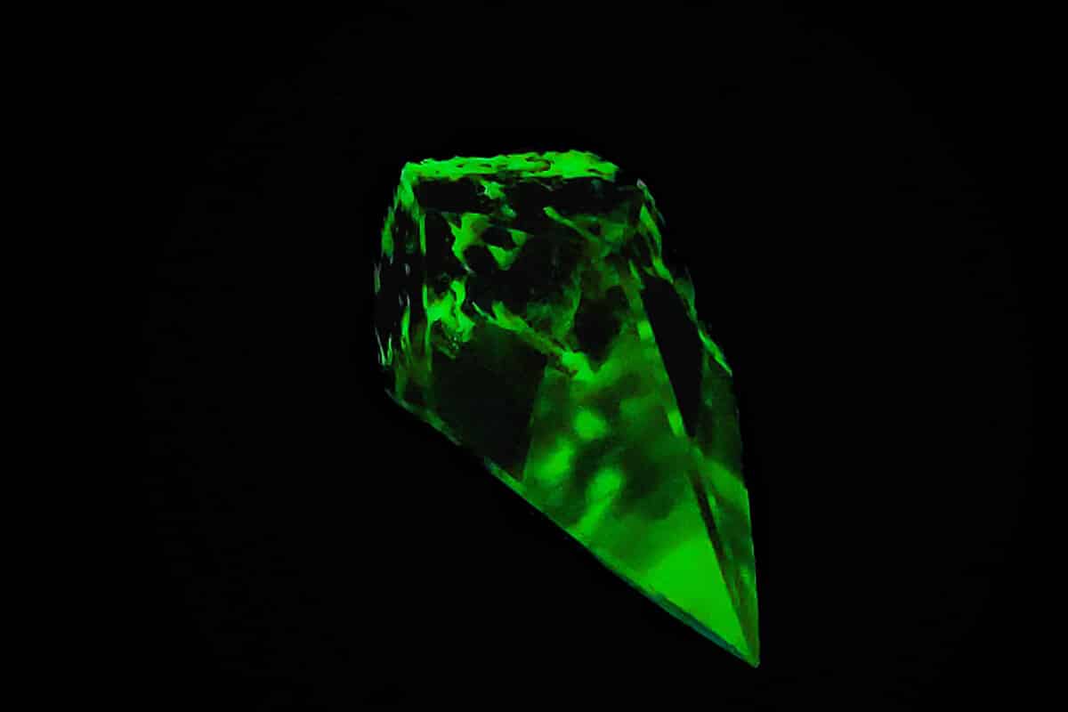 epoxidharz objekt glow green