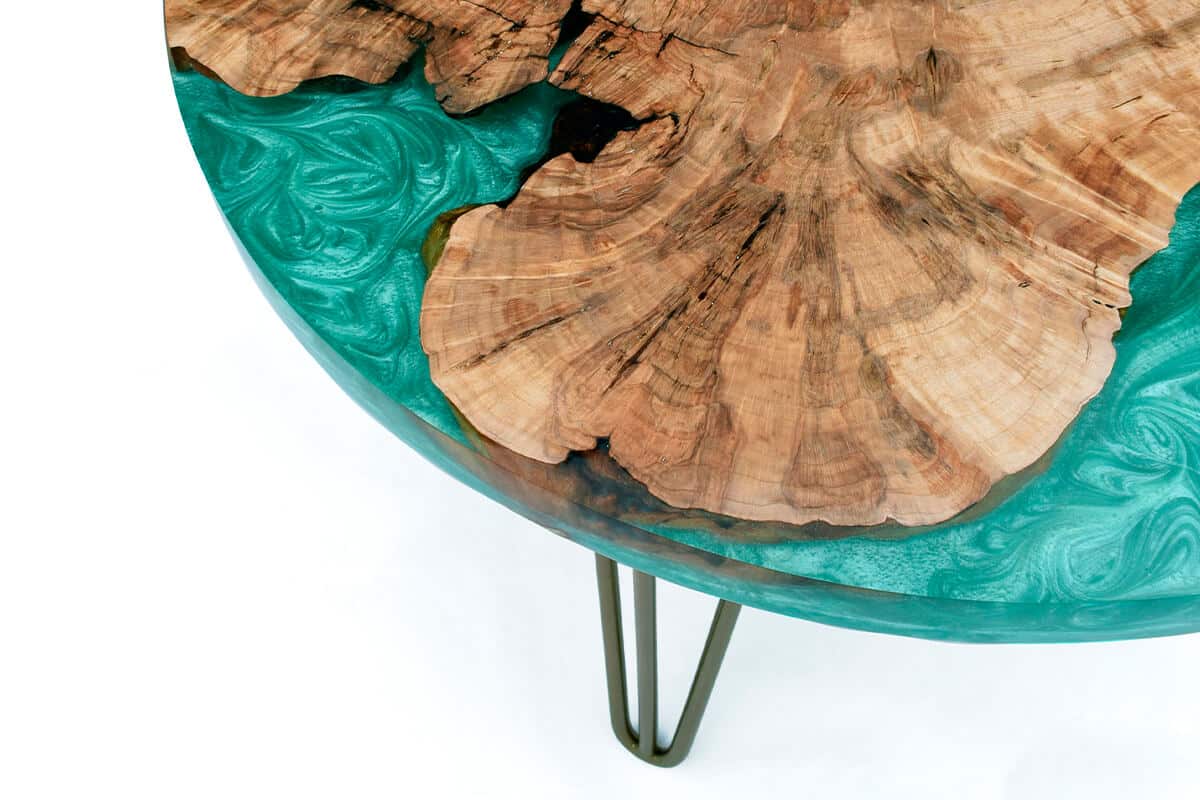 Epodex - France - La beauté de la nature rencontre le design contemporain  dans notre table en bois et en résine époxy, fabriquée de manière complexe  pour ressembler à un motif en