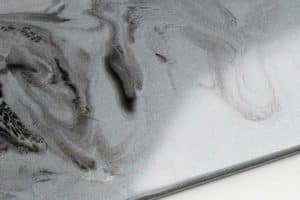 PLATINUM SILVER & DEEP BLACK – Harzboden zum Aufgießen auf 1,5mm