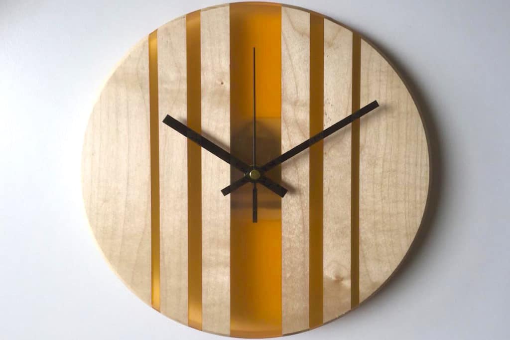 resin clock transparent