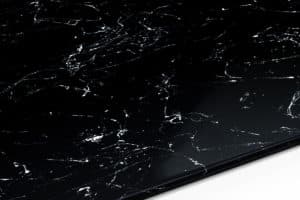 JET BLACK & MARBLE WHITE – Epoxy Floor to Pour on 1,5mm