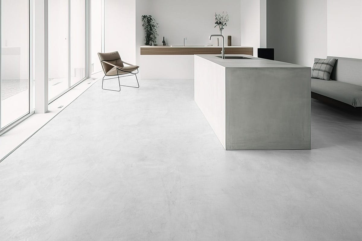 beton cire microcement traffic white floor 1