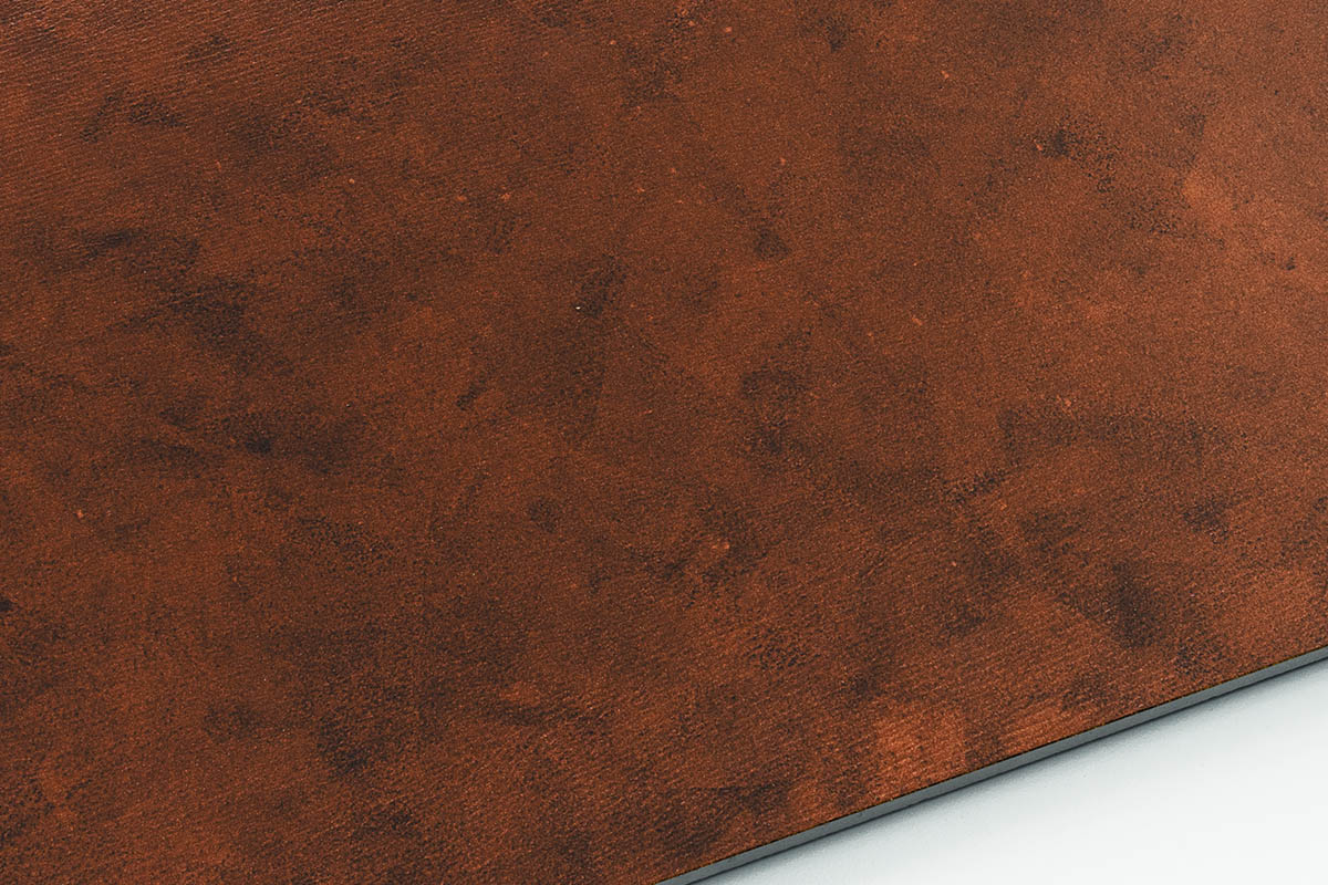 BRONZE RED – Metallic Brush Effect – Pavimento in resina da rullo