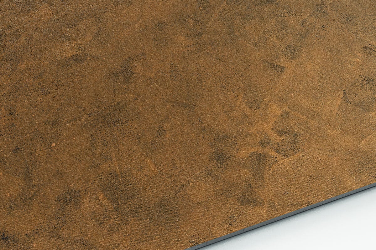 HAVANA BRONZE – Metallic Brush Effect – Pavimento in resina da rullo fino