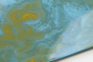 Metallic OLYMPIC BLUE & BEŻOWY CIEMNY – podłoga z żywicy epoksydowej wraz z podkładem