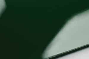 Zielony mech – podłoga z żywicy epoksydowej wraz z podkładem