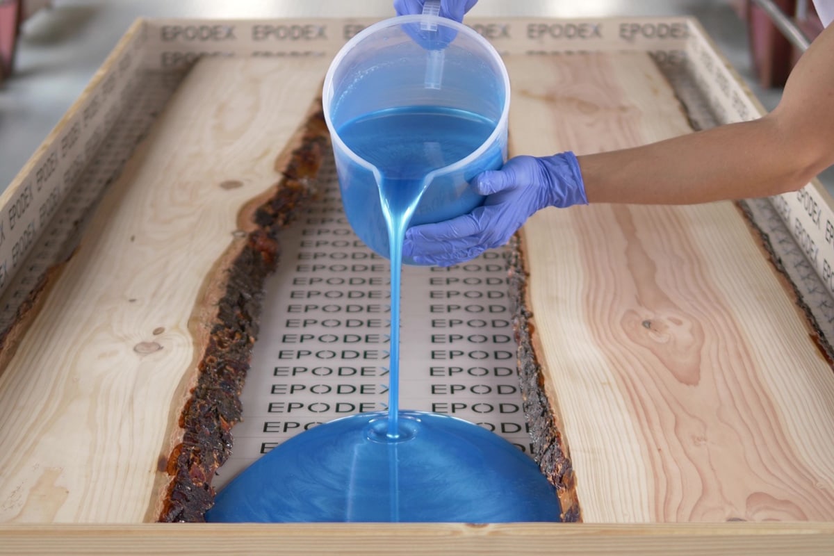 epoxy konstharts table trä