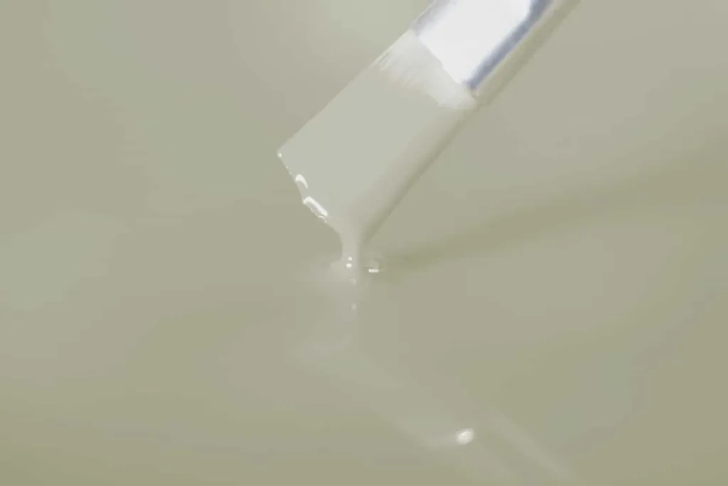 Résine à couler revêtement sols industriels RAL gris galet