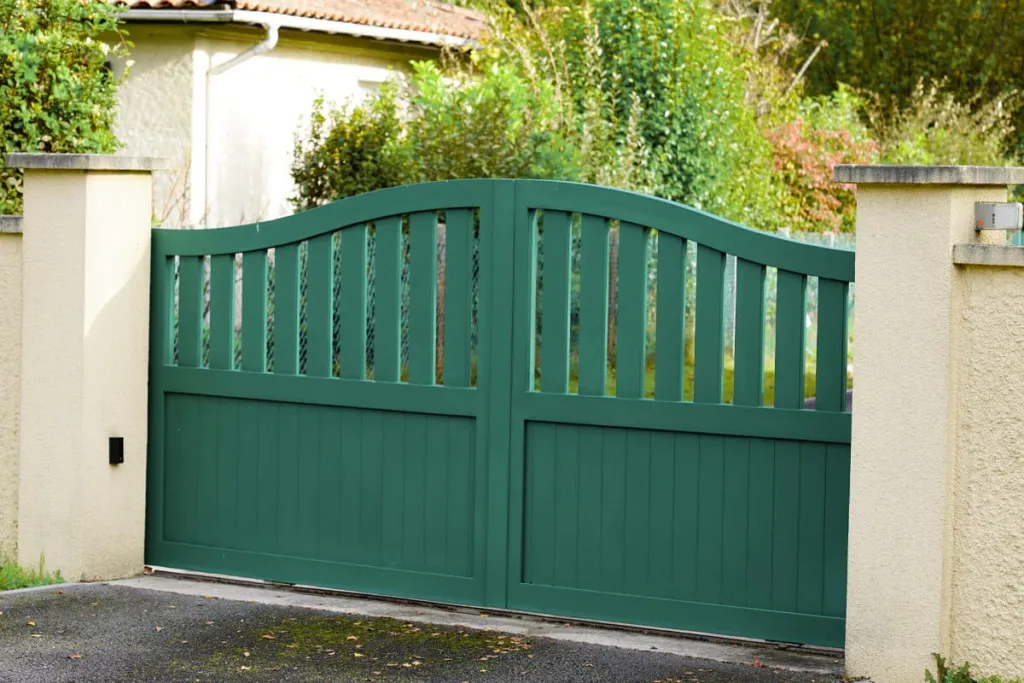 Metalowy lakier akrylowy miętowy turkus Metalowy lakier akrylowy miętowy turkus