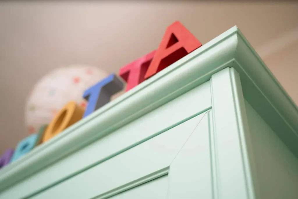 furniture varnish for wood