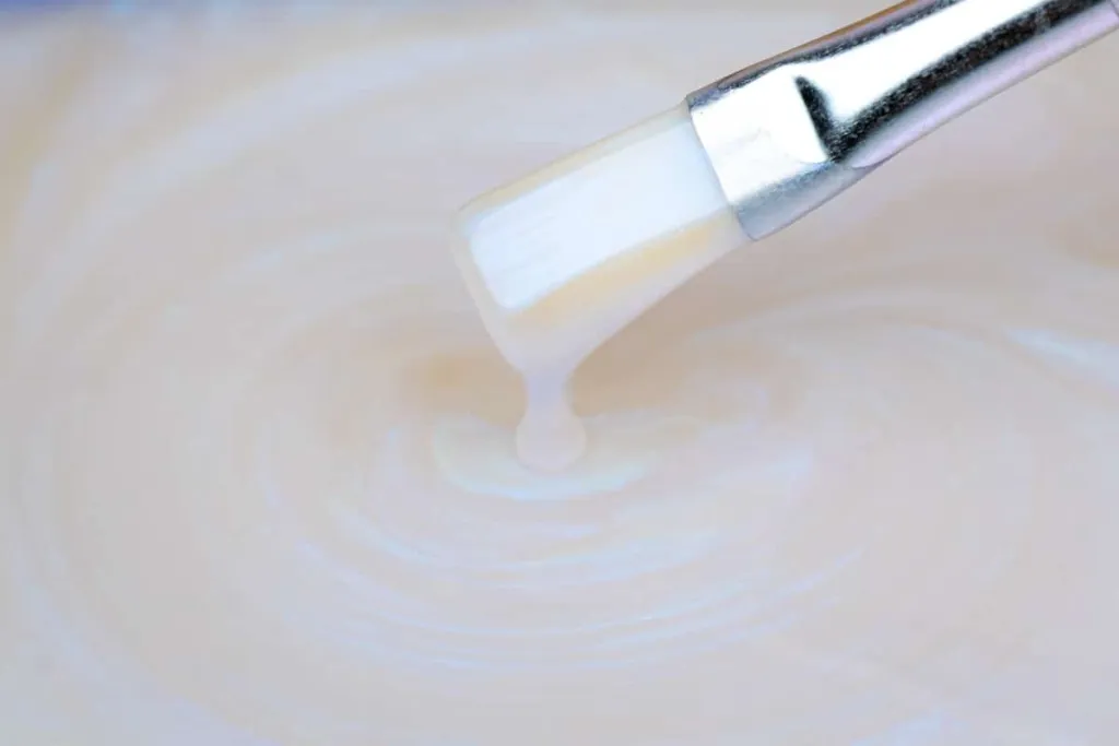 Epoxi Gyanta fémes platina ezüst Epoxi Gyanta fémes platina ezüst