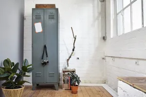 Vernis acrylique pour métal denim