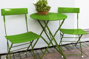 Vernis acrylique pour métal vert jaune