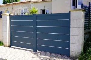 Metalowy lakier akrylowy lazurowy niebieski