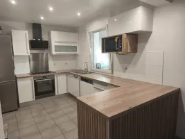 Review attachment by: Laëtitia