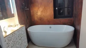 Review attachment by: Yahyaoui