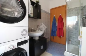 Review attachment by: Laura